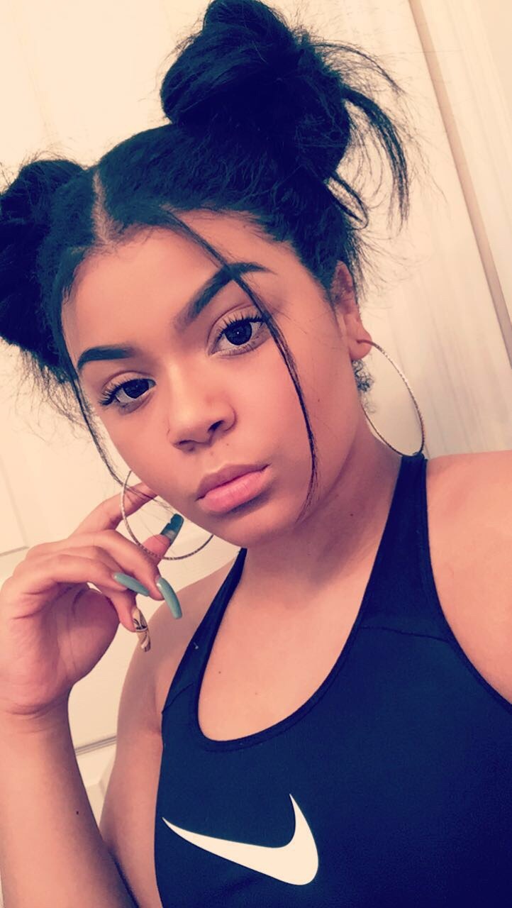 lilhennessy:  IG/Twitter : _GKPrice_