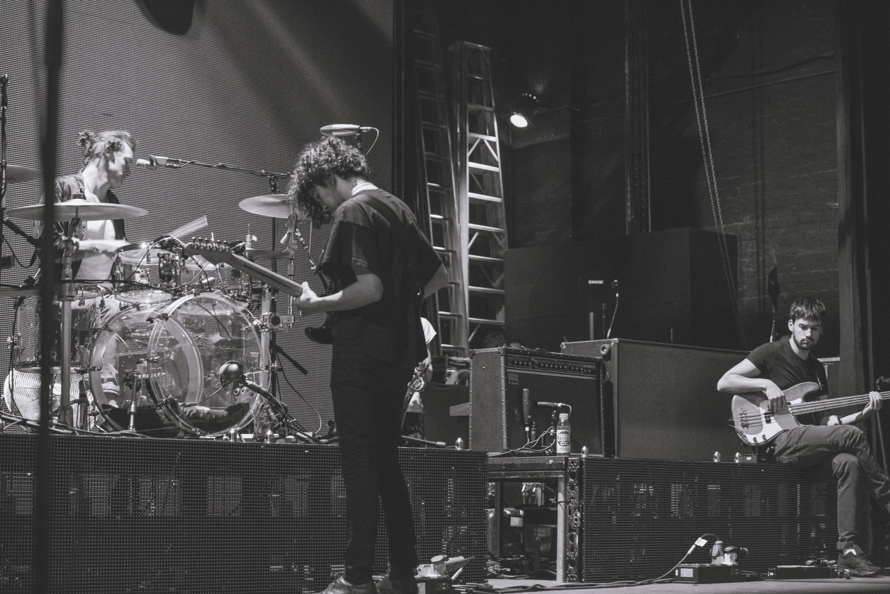 she-is-aphrodite:  Soundcheck Shot for the 1975 Canon 5d Mark 3, canon 24-105 