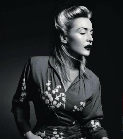 grabmyballs:Kate Winslet by Patrick Demarchelier