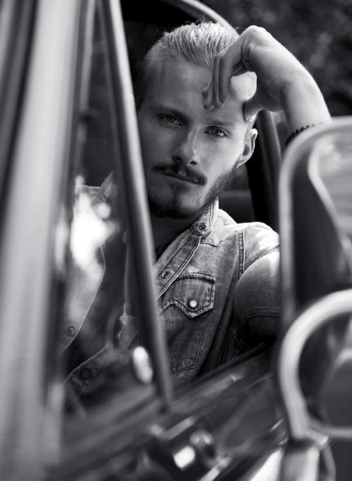 pietromaximoffsbum:  alexander–ludwig:  Alexander Ludwig photographed by Chris Haylett for THEYrep magazine.