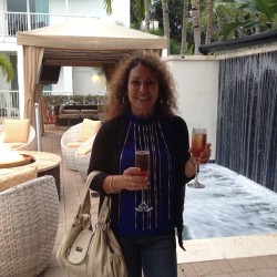 Drinks By The Pool And Fire Pit With  My Mom #Mom #Miami #Love #Pool #Drinks #Kirroyale