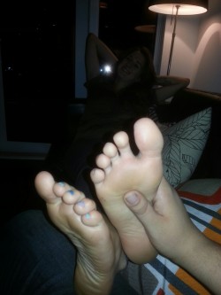 thesoleexperience:  &ldquo;Take a picture of yourself giving me a foot massage for your blog!&rdquo; 