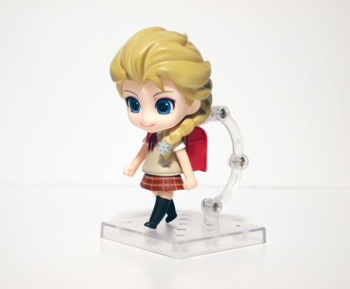 constable-frozen:  Elsa Nendoroid!!Tony