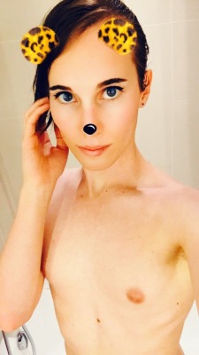 katsprawnblog: Sexy(?) post shower pix. Thank god for snapchat filters.   [She/her] | Okay to reblog | Don’t remove caption 