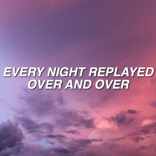 tiltsyouback:over and over // 5sos