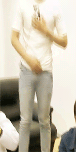 greyjoyofpyke:  what typically happens in the dorm: cnu strips down 