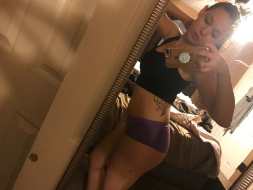 lickaclit69:Waiting for my husband to fill me up