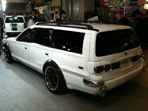 grupertawesome:  Stagea-C10 conversion. It’s one of those hit or miss things.  just, no. die.