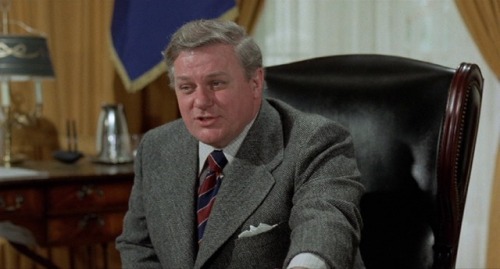 Twilight’s Last Gleaming (1977) - Charles Durning as Pres. David T. Stevens [photoset #4 of 6]