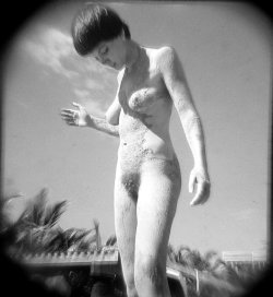 beejutiful:  Nudist Beach 1979 by Londonglamourtog