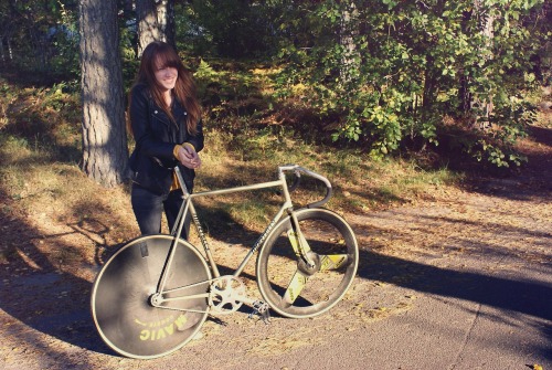 bikesntrikes:  Killer Martelly with a cute girl.