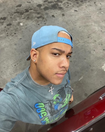 elijahneshonee:come on baby 