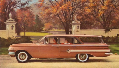 thepieshops:  1960 Nomad by Chevrolet 4-Door, 6-Passenger Suntan Copper 