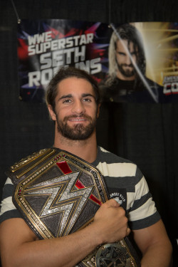 sethrollinsfans:  HQ Photo From Awesome Con