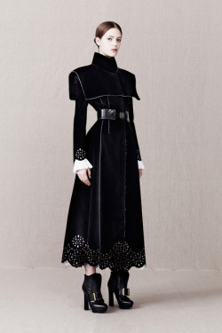 regencyswan:  Alexander McQueen Pre-Fall