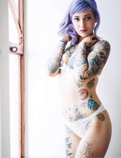 altmodelgirlcrush2:  Exning Suicide @exxxning