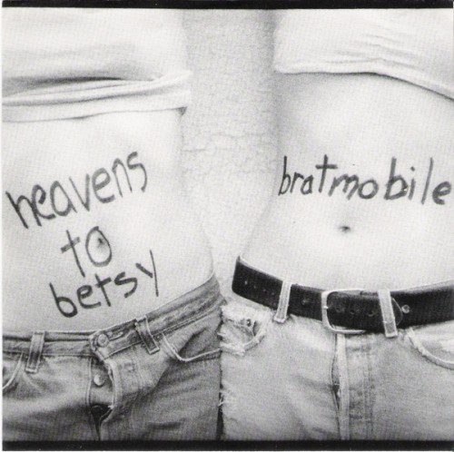 tabithasays:  RIP HANNAH STERNSHEIN OG RIOT GRRRL. QUEENIE OF STYLE, STELLAR PHOTOGRAPHER, RADICAL D