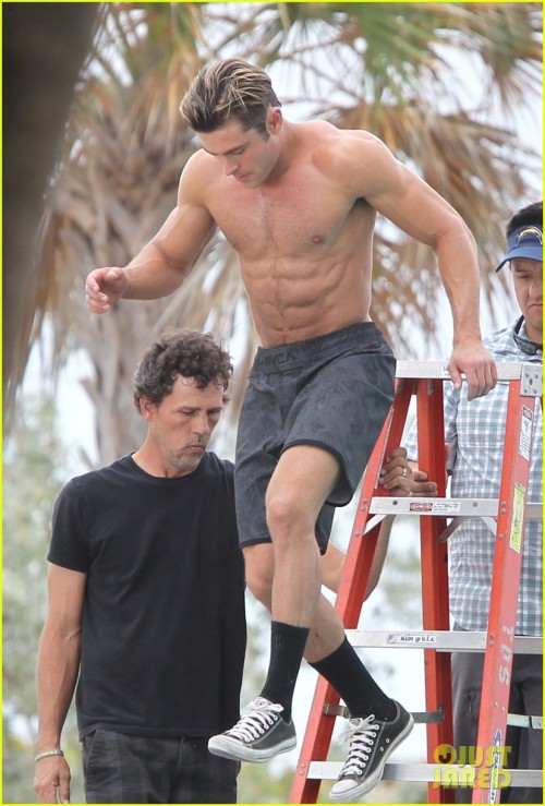 Porn Pics   Zac Efron in “Baywatch’ set part 3 jfpb