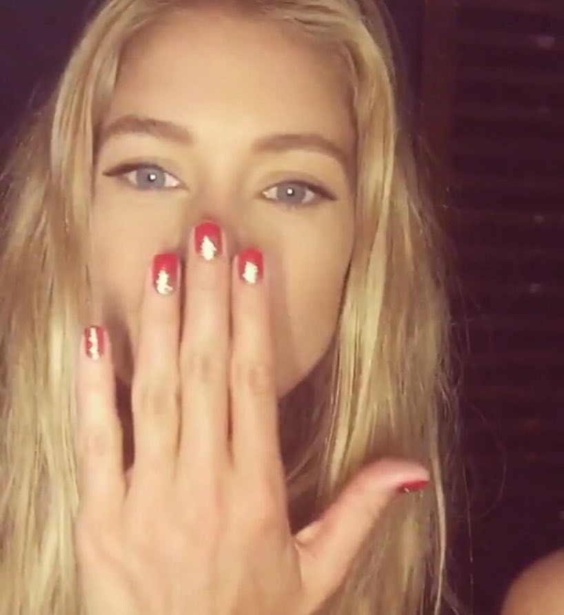 Always amazing nails when @tombachik is around! Love these so much❤️ (repost