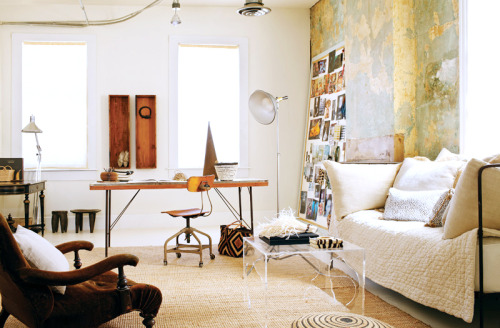 {Feelin’ the creative vibez in this space. Happy Tuesday!}