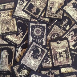 themoonisupsidedown:  Book of Azathoth tarot