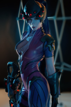 overbutts:  Widowmaker Cosplay   < |D’‘‘‘