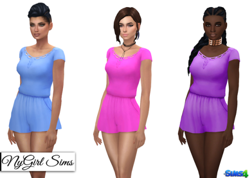 Romper with Open Back and Chain. A romper inspired by a TS3 dress (from the Everyday Chic colle