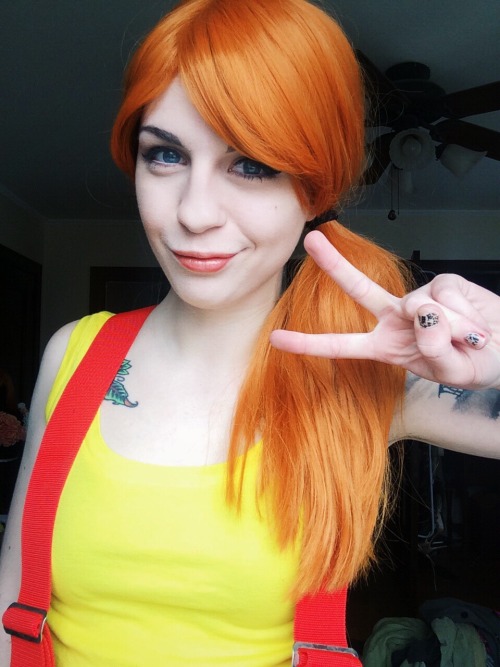 hjsteele:  Another round of “favorite cosplay makeup selfies”!   (Courtney gets in here because I did her makeup and she looked HELLA and gorgeous)