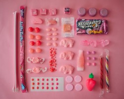 blancmagazine:  Sweet obsessions. http://thesewoods.typepad.com/blog/