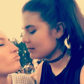 rxlex:I could kiss you forever