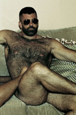 Extremely Hairy Men