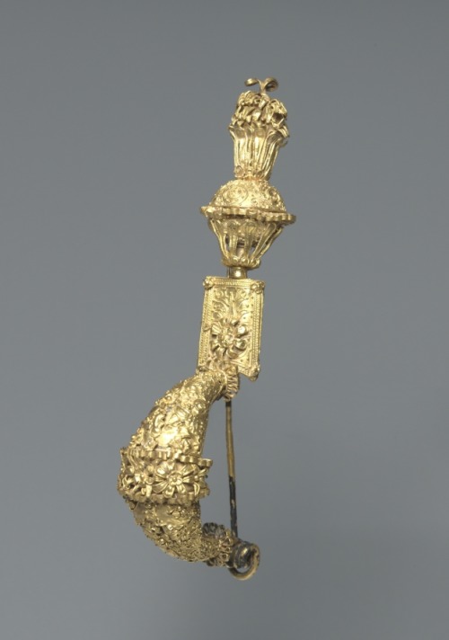 Fibula (Pin), 300, Cleveland Museum of Art: Greek and Roman ArtSize: Overall: 4.2 cm (1 5/8 in.)Medi