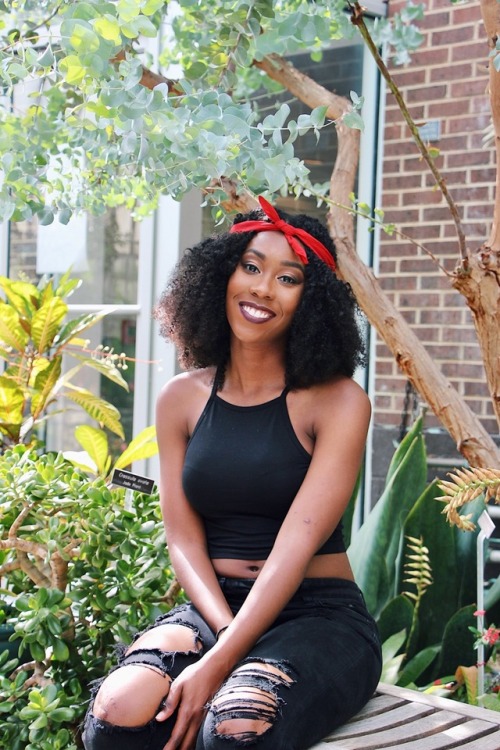 blackgrlsaremagic: Plant-Based Diet Kamesha, 23, Maryland @lovefashionfun4us IG: thelaurrylife Pho