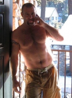 redneckmilitarypcola:Perfection - would love to see this stud’s pubes and taint!