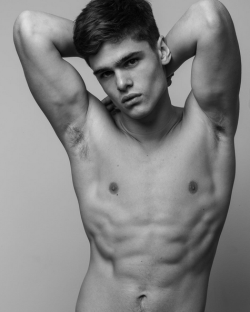 jayxenos:Agustin Bruno