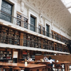 emmastudies:  alistudys:  24 / 100 days of productivityjanuary 13, 2018first time visiting and studying at the state library today! really trying to get into studying regularly before it’s time to go back to school.  this is a dream!