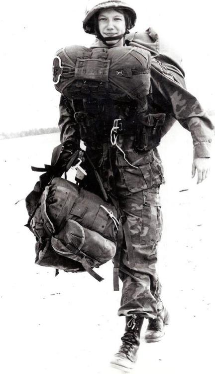 historicaltimes:One of more than 150 female Paratroopers of the 82nd Airborne who participated in th
