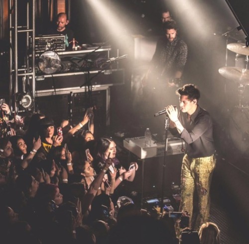 narrystoranpics:Harry via columbiarecords IG