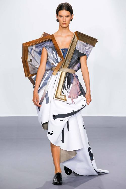 The Glorious Viktor and Rolf Haute Couture Fall/Winter 2015/2016