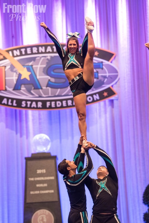 gymtymeplatinum:everythingcheermagazine:Seeing Gabie Dinsbeer unexpectedly take the Worlds floor one