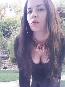 creepygirlmouse:  Giving Skype sessions today on Niteflirt! Sign up and get 3 free minutes! Cum watch me tease you & play with my pussy!