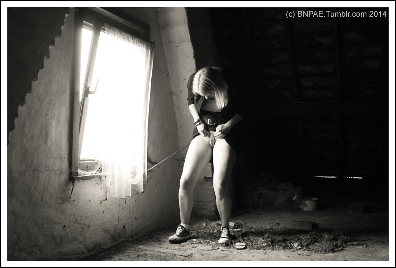 strokemypuss:  bnpae:  Lena in an abandoned house  &ldquo;Look no knickers!&rdquo;