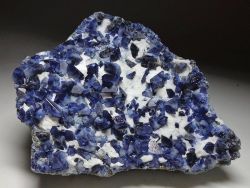 mineralists:  Benitoite   