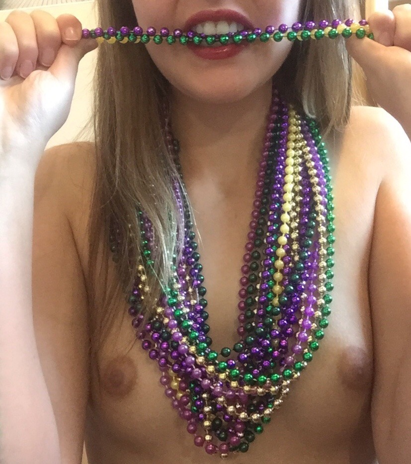 spottedgrapefruit:  spottedgrapefruit:  It’s never a bad time to celebrate  Spoil