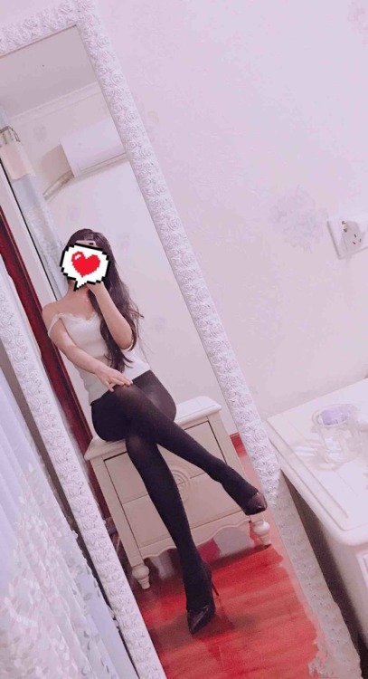 sexy-k-itty: 放假咯vx：xiannvjiang622