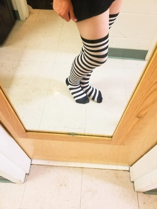 serviceablethighhighs: Got back last week ^^ have some pics!