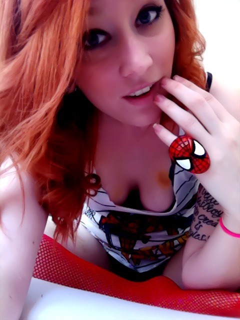 shelikessexncomics:  Alright as requested here are some pics from a few months ago,
