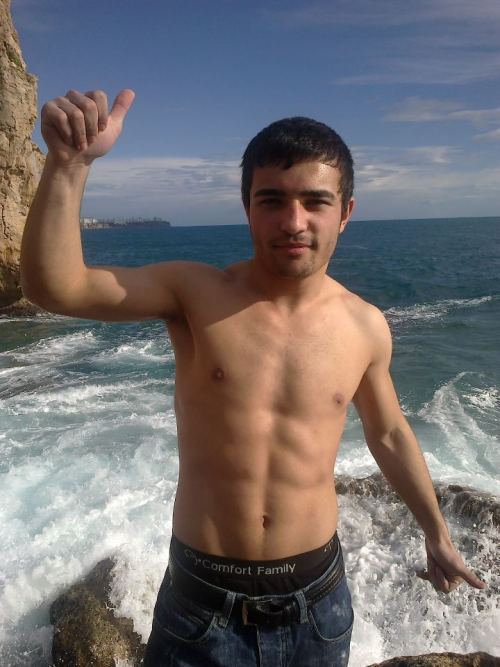 HOT TURKISH AND KURDISH GUYS