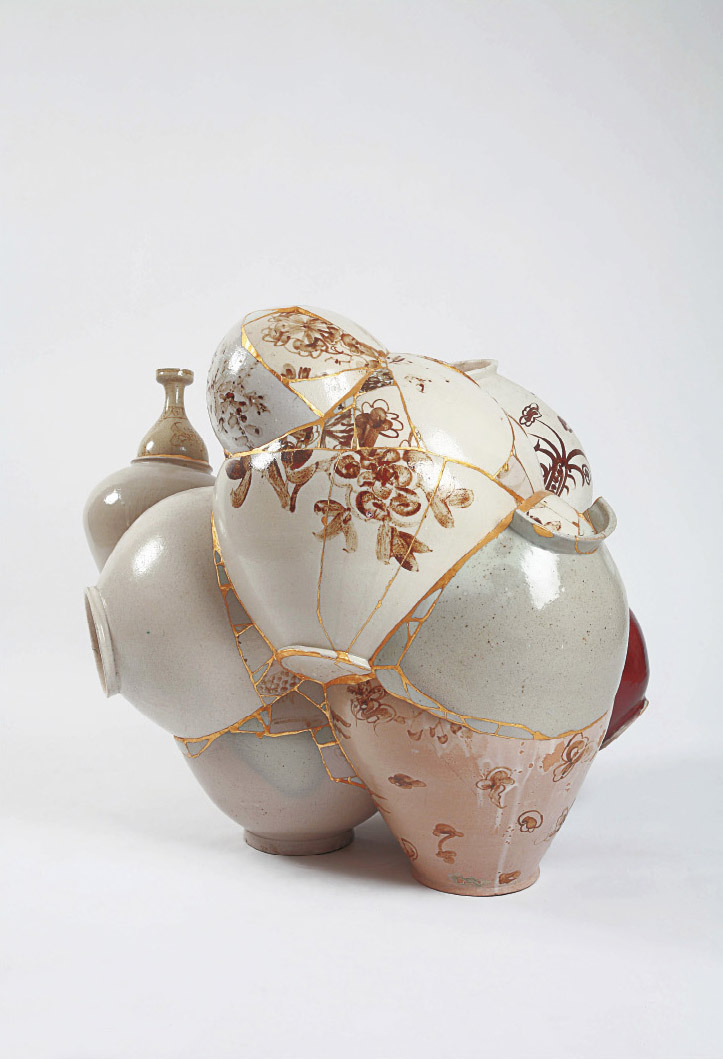 myampgoesto11:  Yee Sookyung: Translated Vases  reconstructed ceramic fragments 