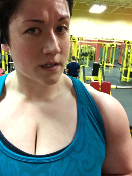 erinlifts - Some gym selfies. It appears that my pumpkins are...